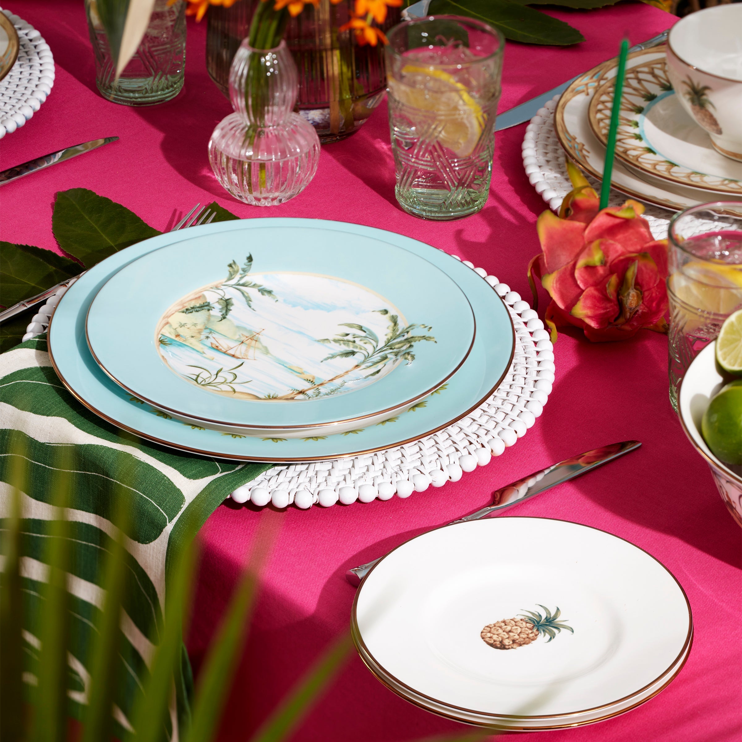 British Colonial Tradewind Accent Plate - Image 3