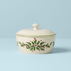 Holiday Covered Casserole Dish