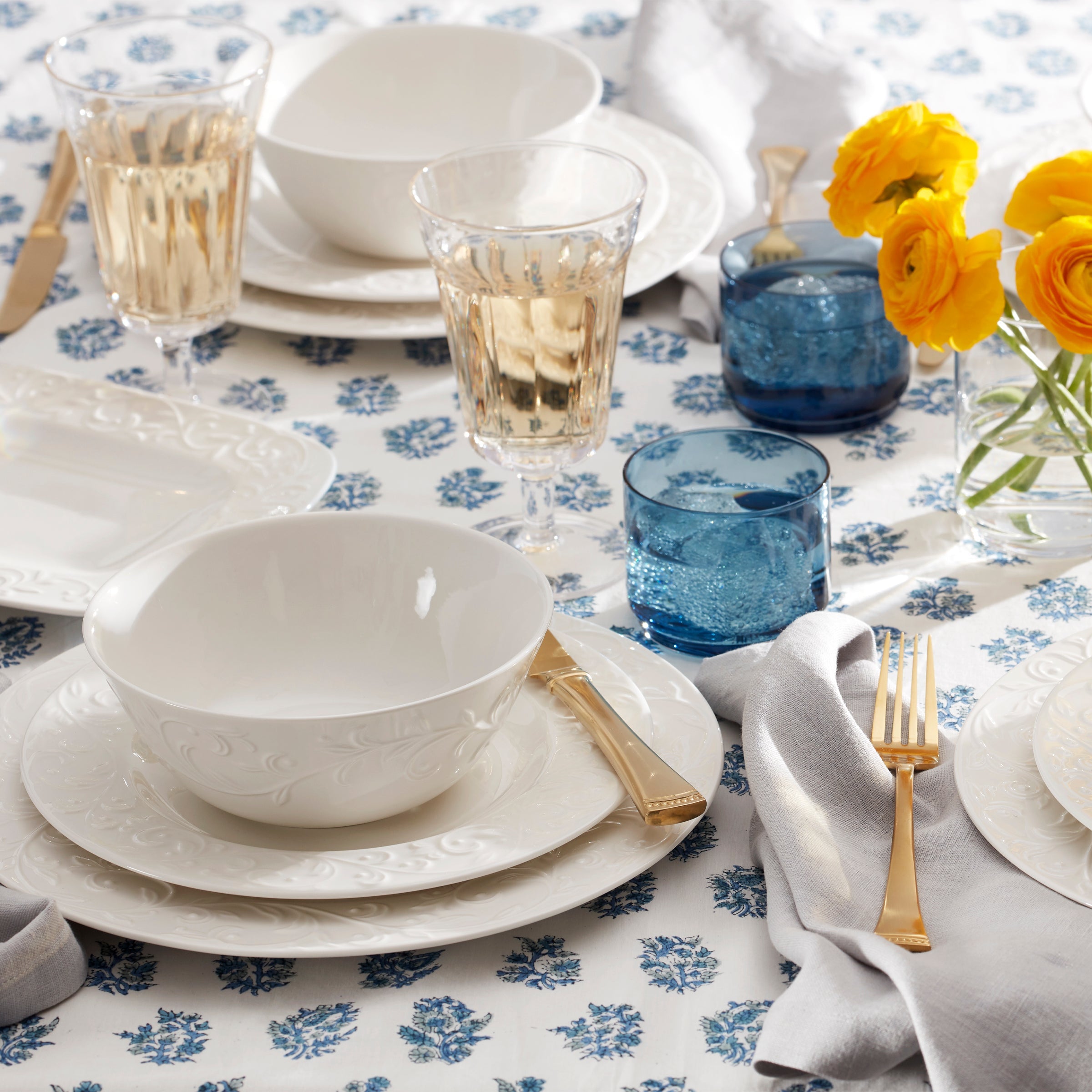 Opal Innocence Carved 16-Piece Dinnerware Set - Image 2