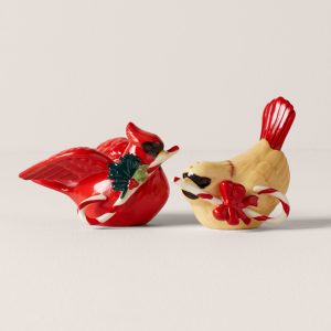 Winter Greetings Salt & Pepper Set