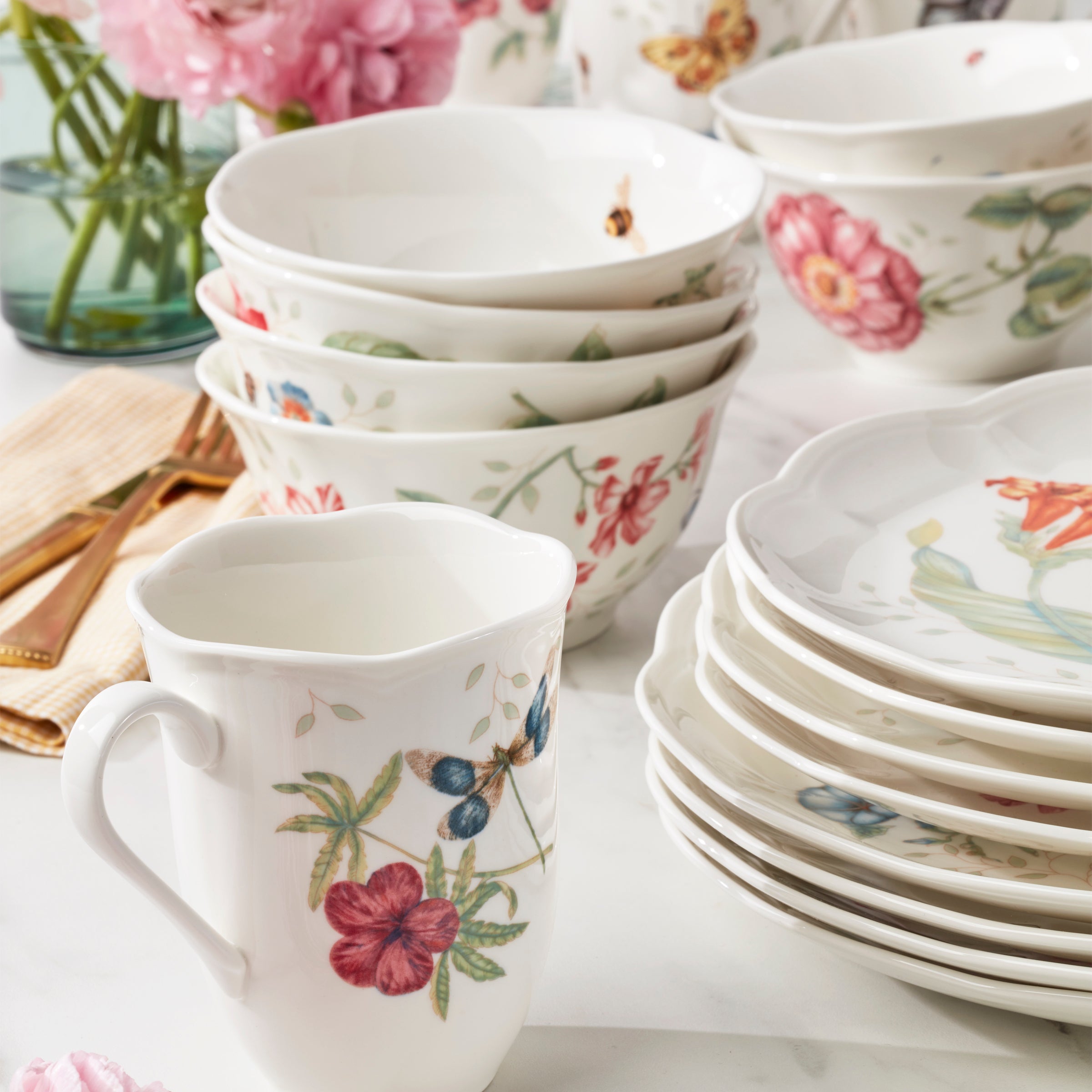 Butterfly Meadow 24-Piece Dinnerware Set - Image 4