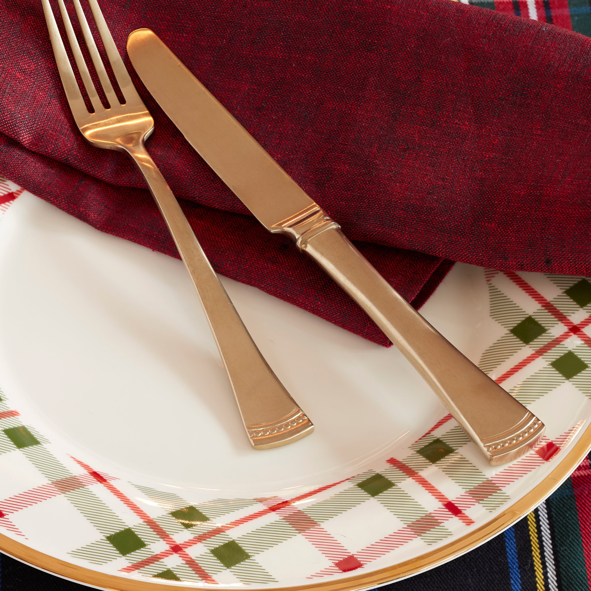 Holiday Plaid Dinner Plates. Set of 4 - Image 5
