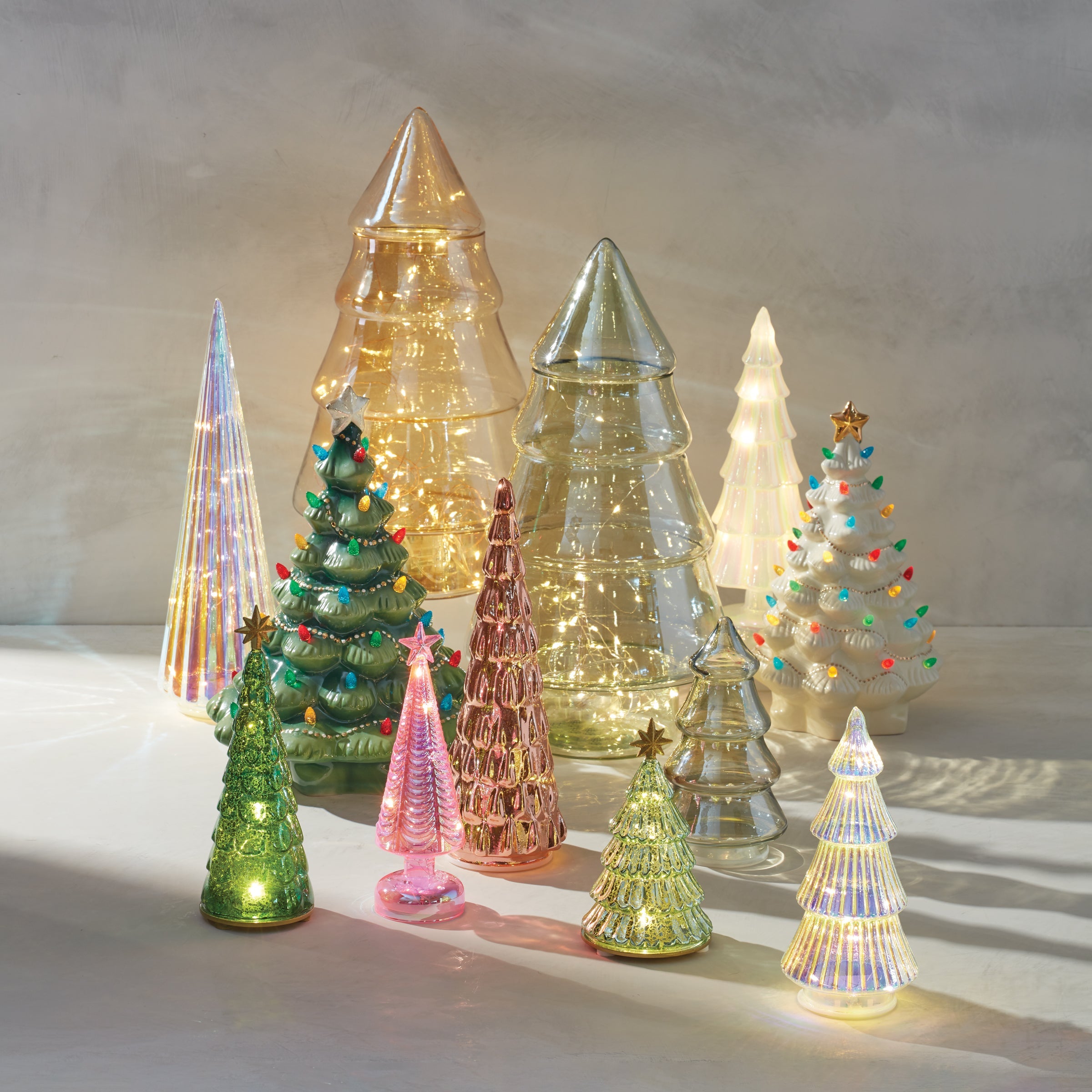 Led Lit Translucent Glass Holiday Tree - Image 3