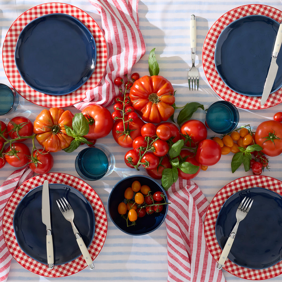 Bay Colors Blue Accent Plates. Set of 4 - Image 3