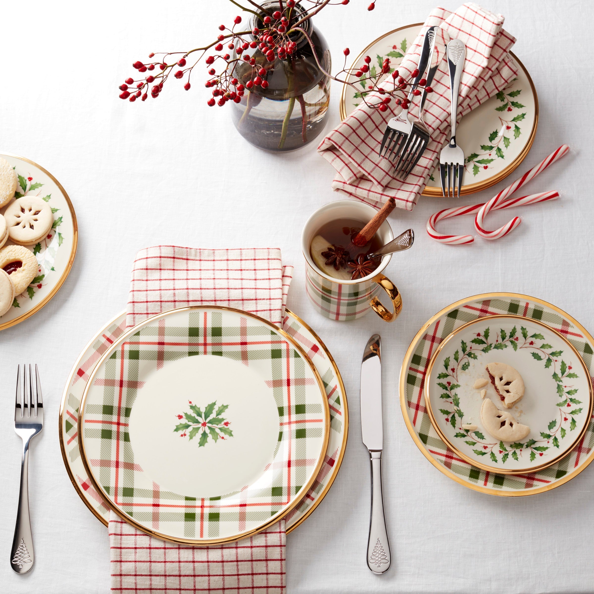 Holiday Plaid Mugs. Set of 4 - Image 5