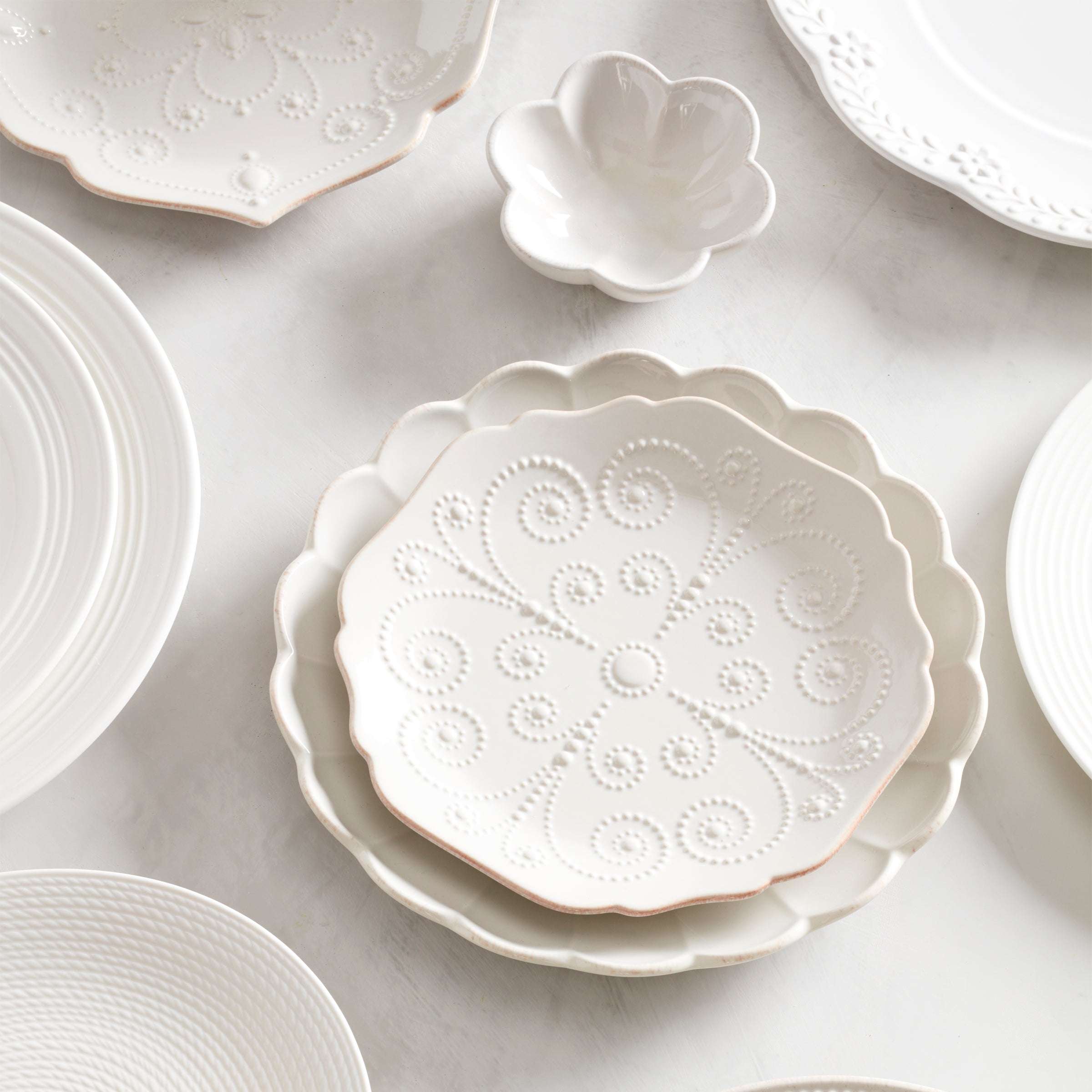 French Perle Scallop White Mini Dish - Image 4
