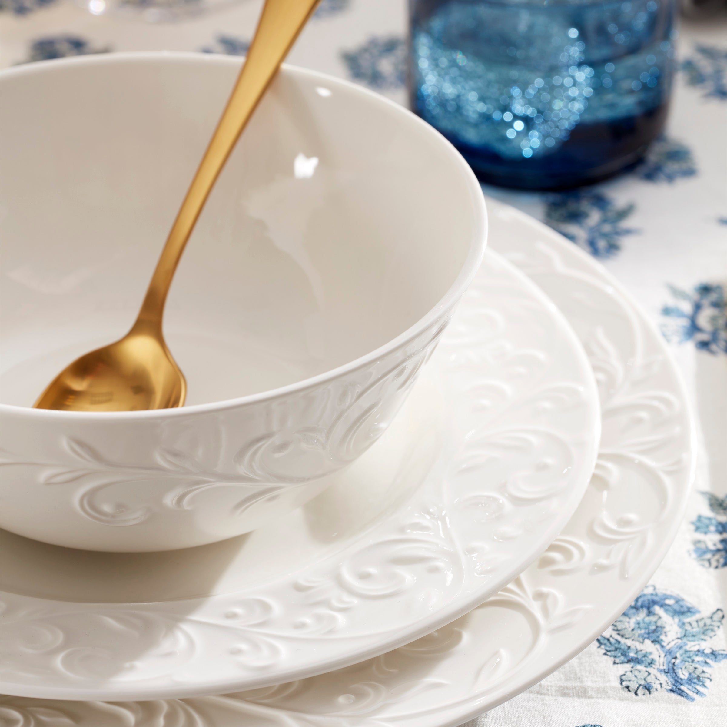 Opal Innocence Carved 16-Piece Dinnerware Set - Image 3