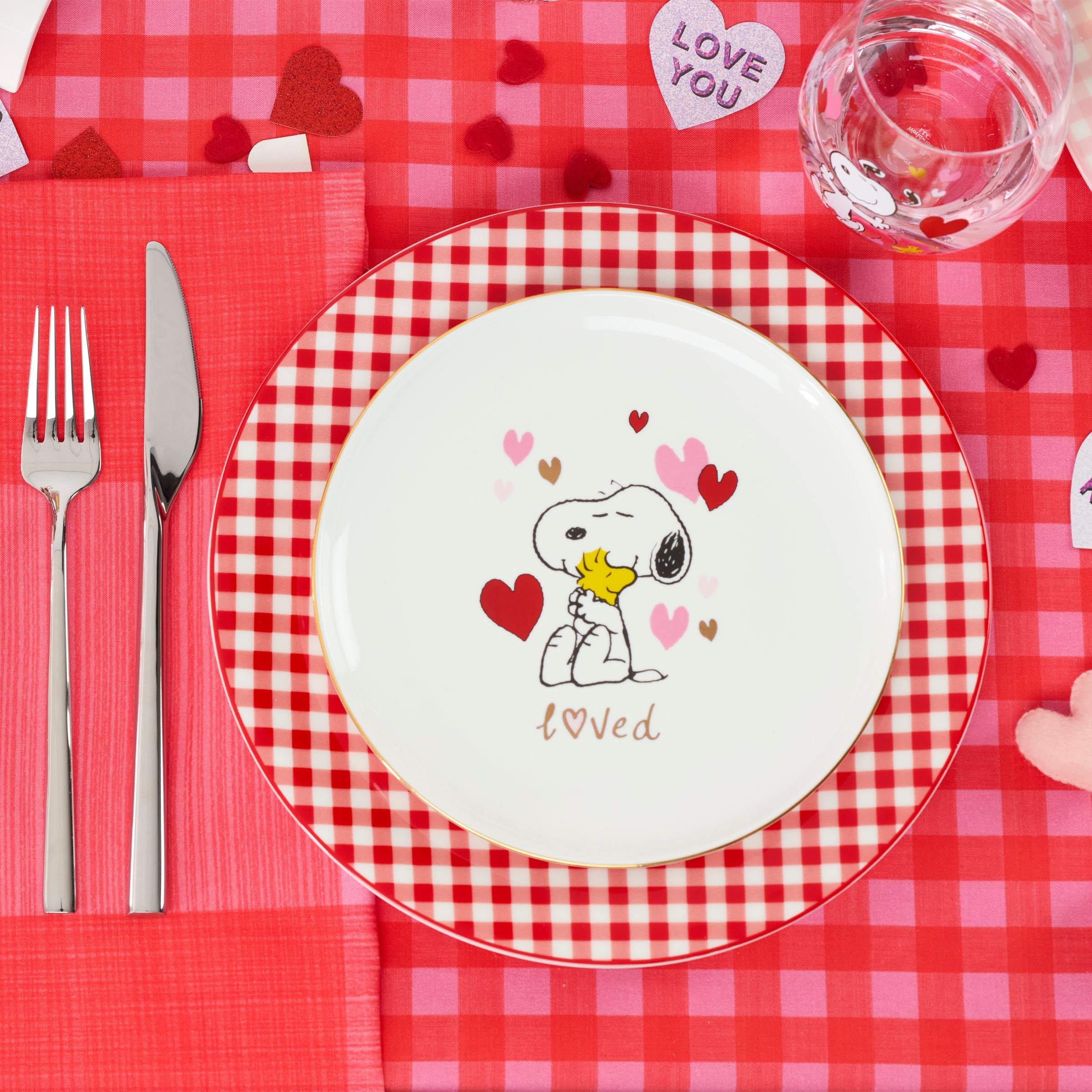 Snoopy Valentine's Day Accent Plates. Set of 4 - Image 6