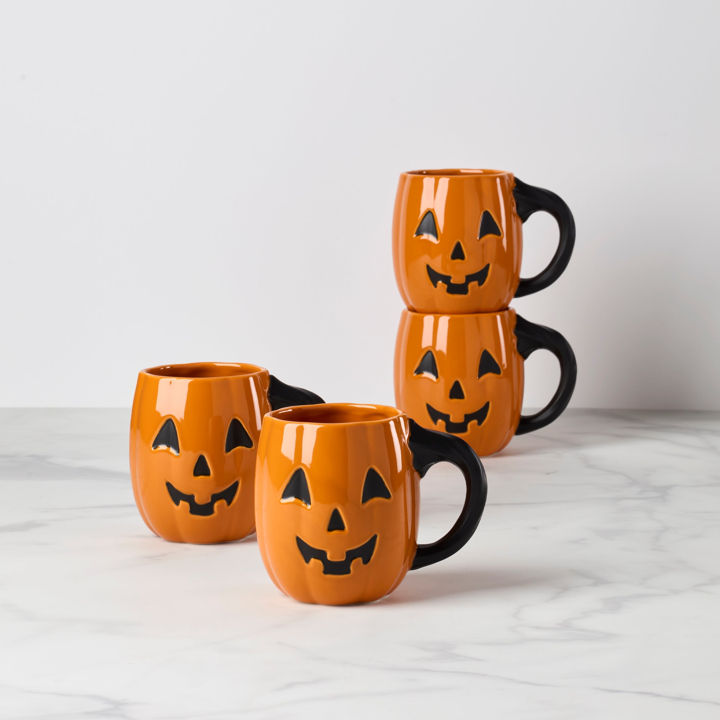 Halloween Figural Pumpkin Mugs. Set of 4