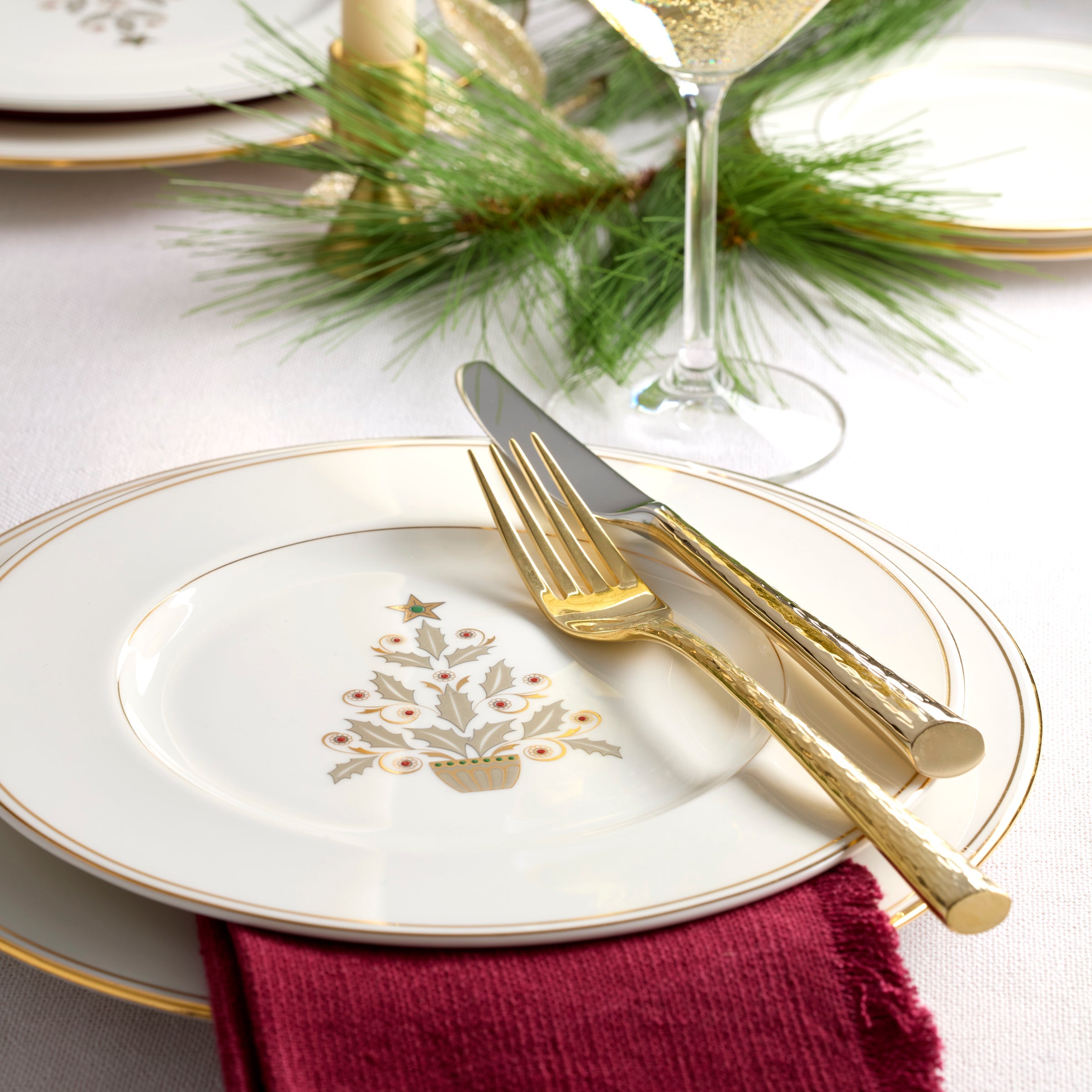 Federal Gold Tree Accent Plates. Set of 4 - Image 2
