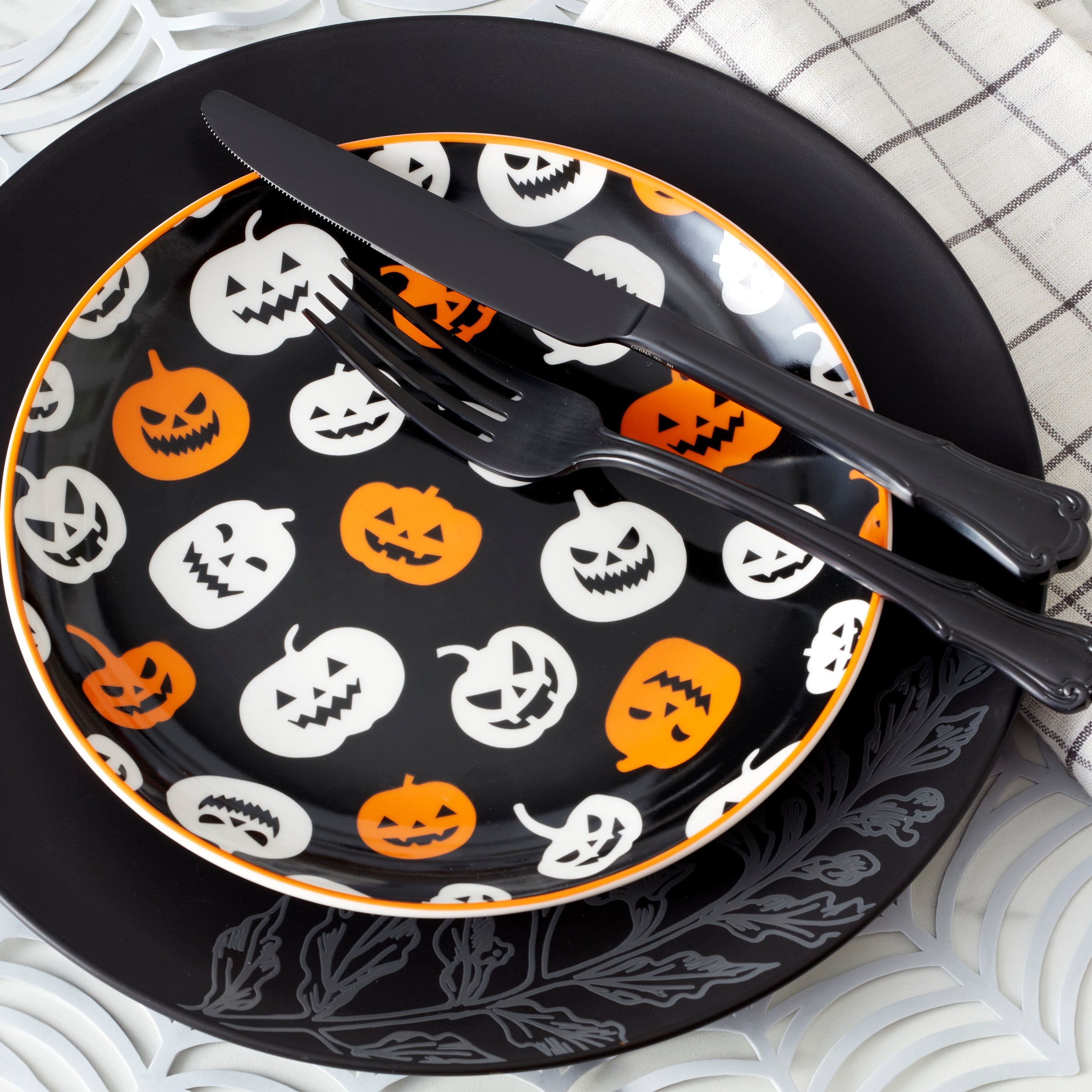 Vintro Halloween Accent Plates. Set of 4 - Image 2