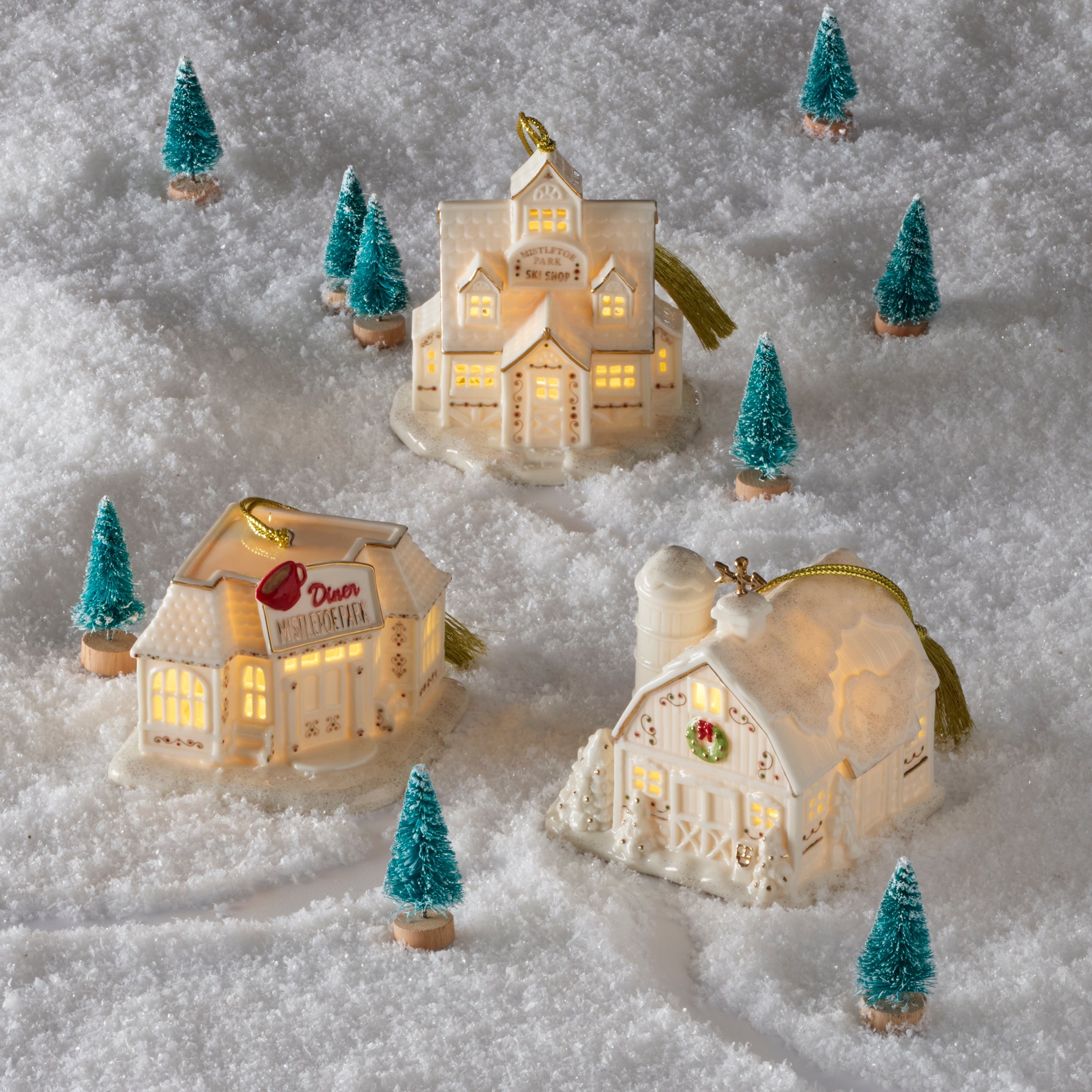 Mistletoe Park Barn Lit Ornament - Image 4
