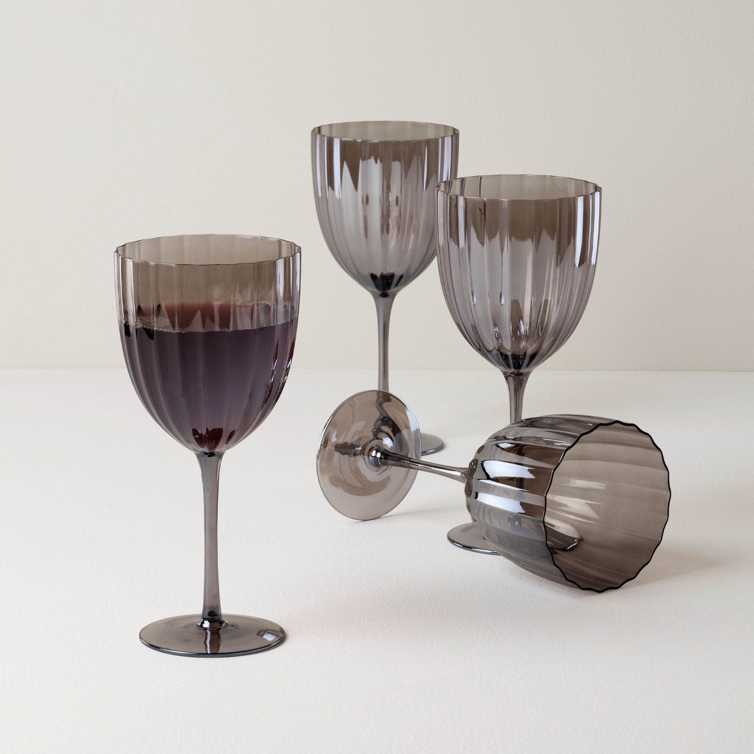 Curva Luxe All-Purpose Wine Glasses. Set of 4 - Image 2