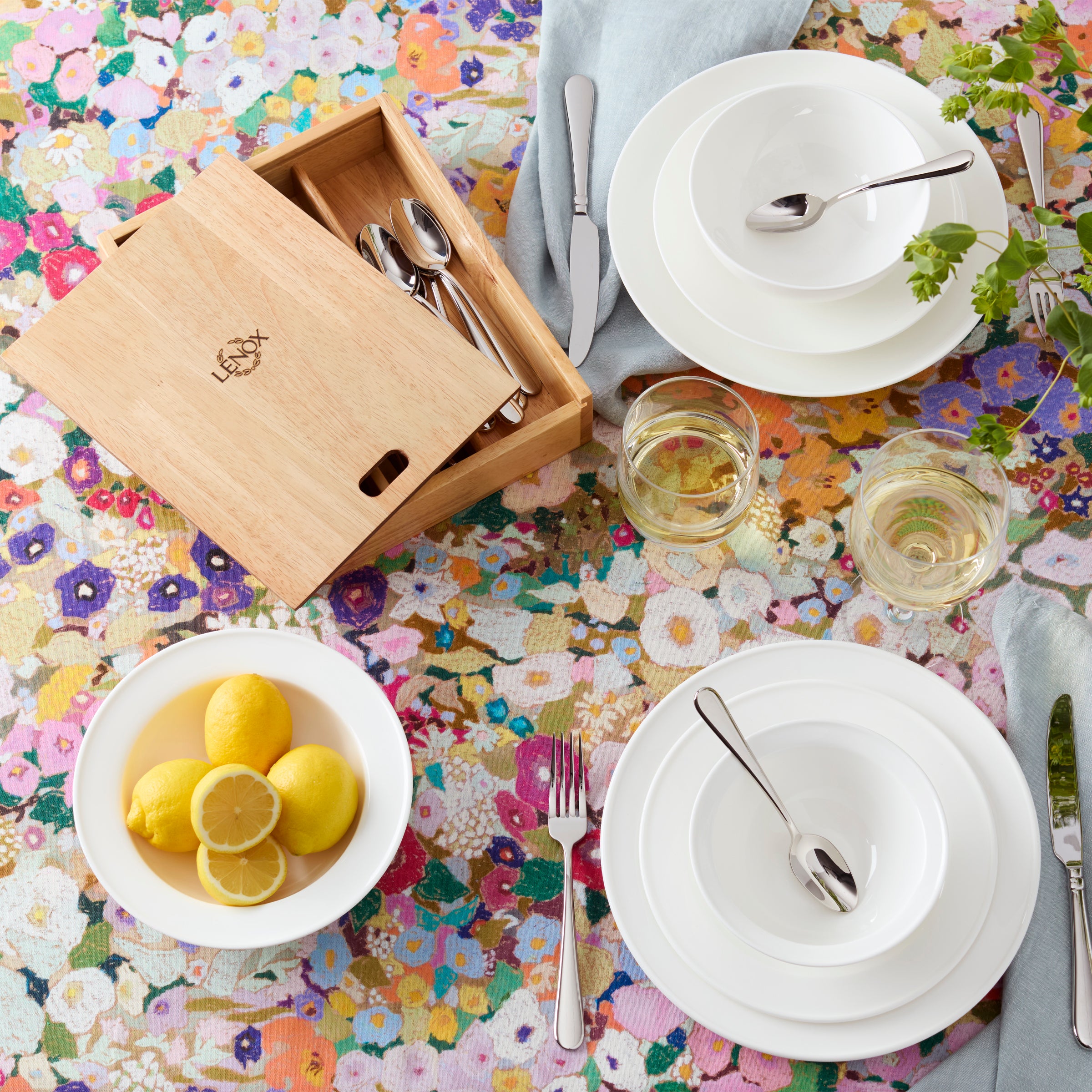 Studio 1414 36-Piece Flatware Set - Image 5