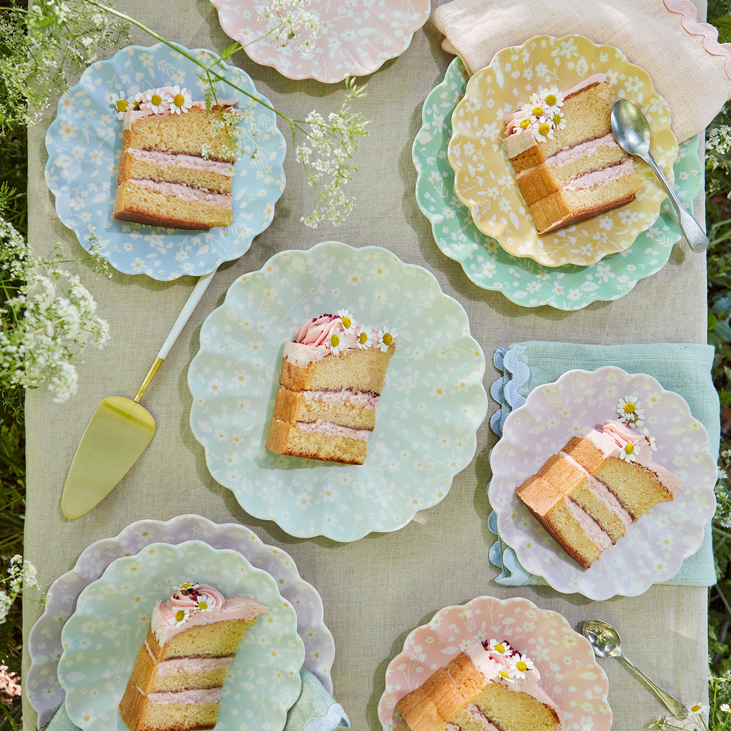 Floral Assorted Bamboo Large Plates. Set of 6 - Image 9