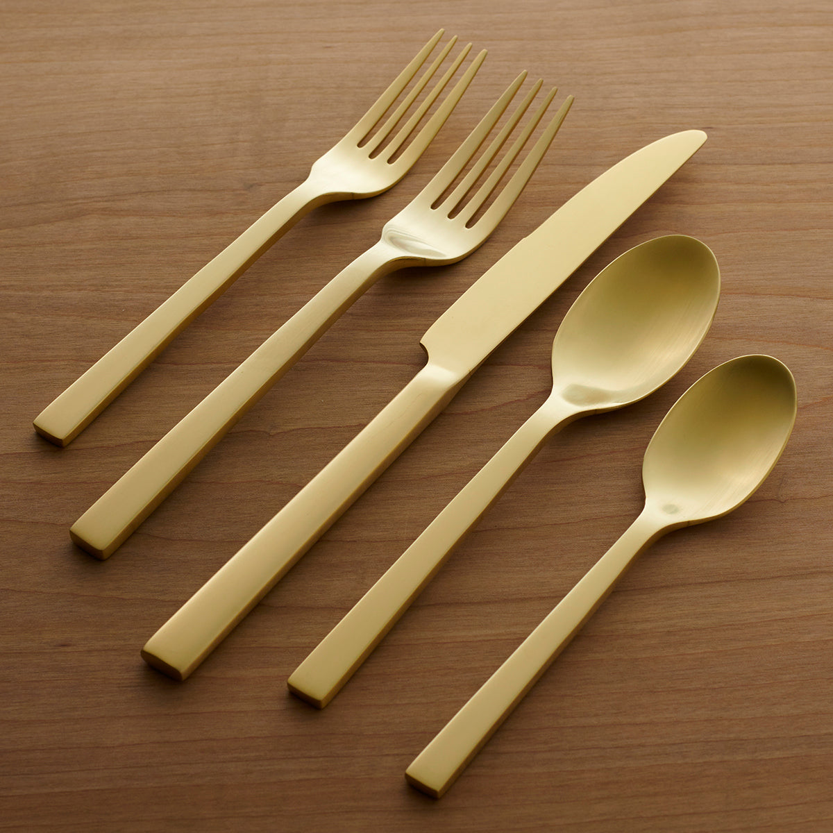 Chefs Table Champagne 20 Piece Flatware Set - Image 2